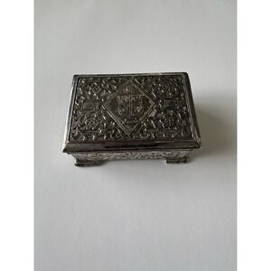 Antique gilt metal cigarette box, 19th century‎